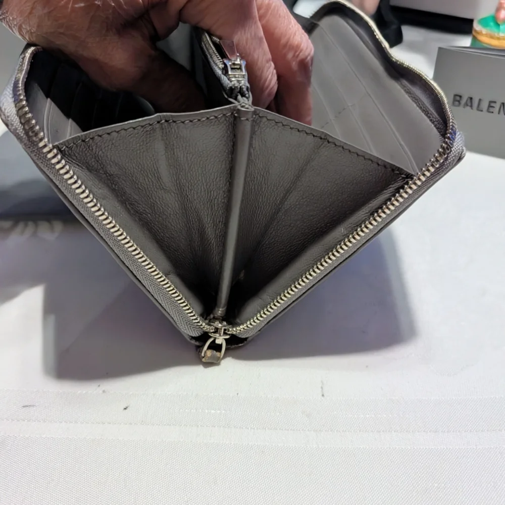 Balenciaga Gray Zip Around Leather Wallet🔥🔥 - Picture 14 of 16